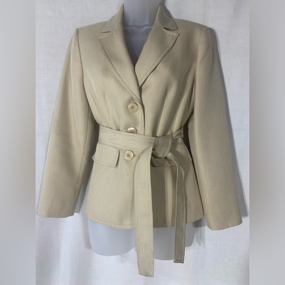 Kasper Cream Blazer with Belt